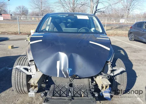 2024 Tesla Model Y Long Range Dual Motor All-Wheel Drive/Rwd from USA, damaged, VIN 7SAYGDED0RF112395